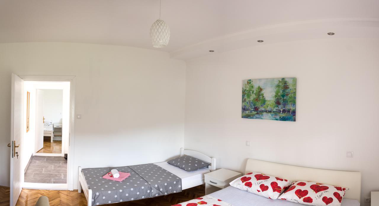 Apartmani Bridge Требинє Екстер'єр фото