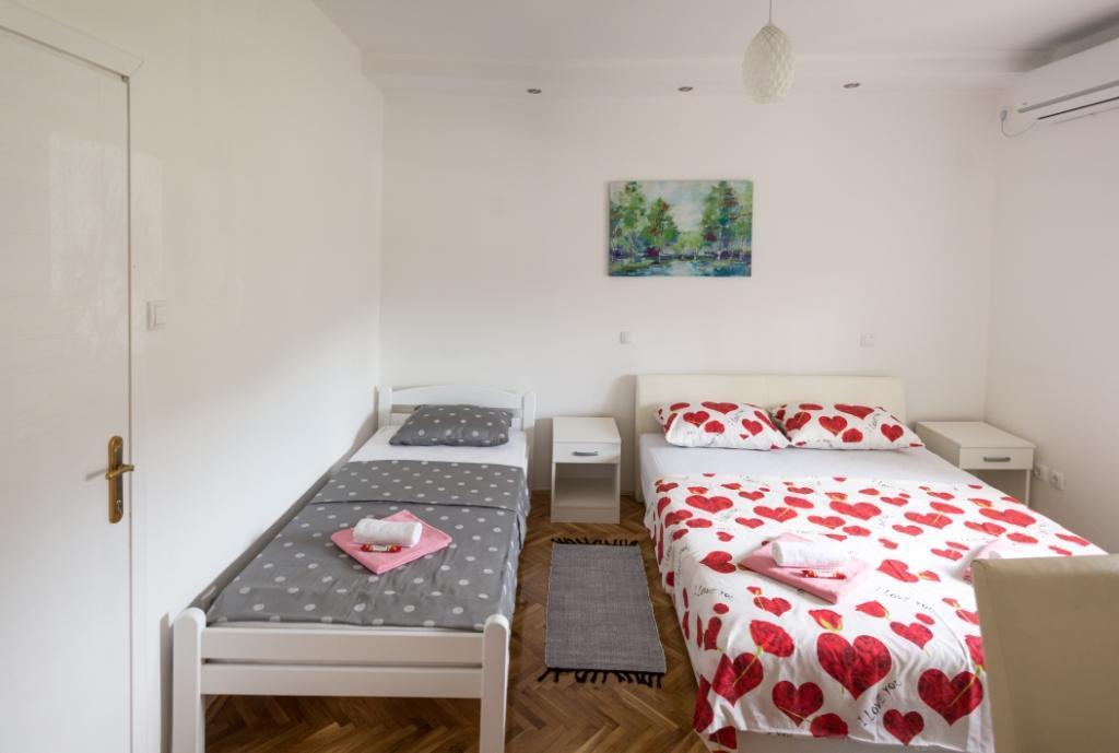 Apartmani Bridge Требинє Екстер'єр фото